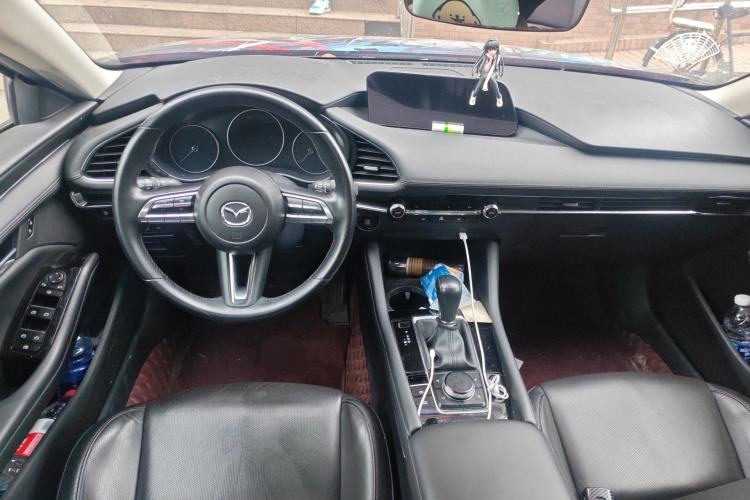 Used Mazda 3 Axela 2021 2.0L Automatic Zhiyao Edition Center Console