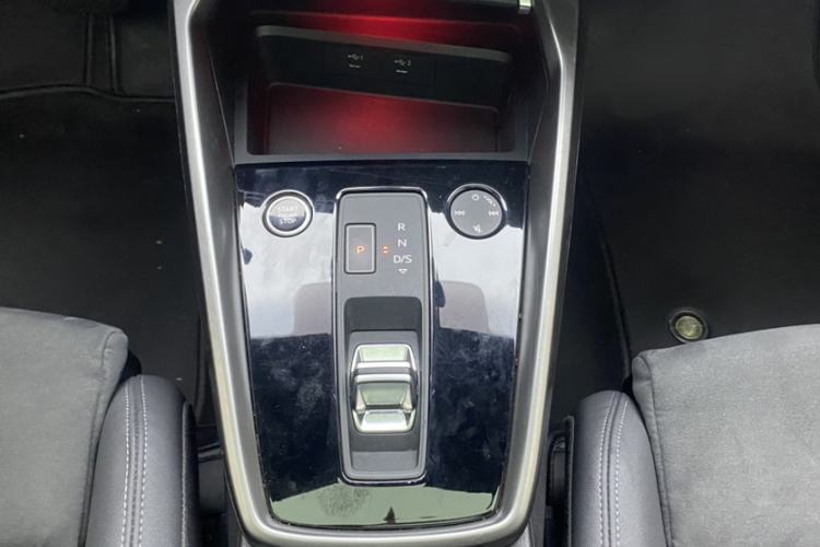 Used Audi A3 2024 Sportback 35 TFSI Luxury Sports Model Gear Lever