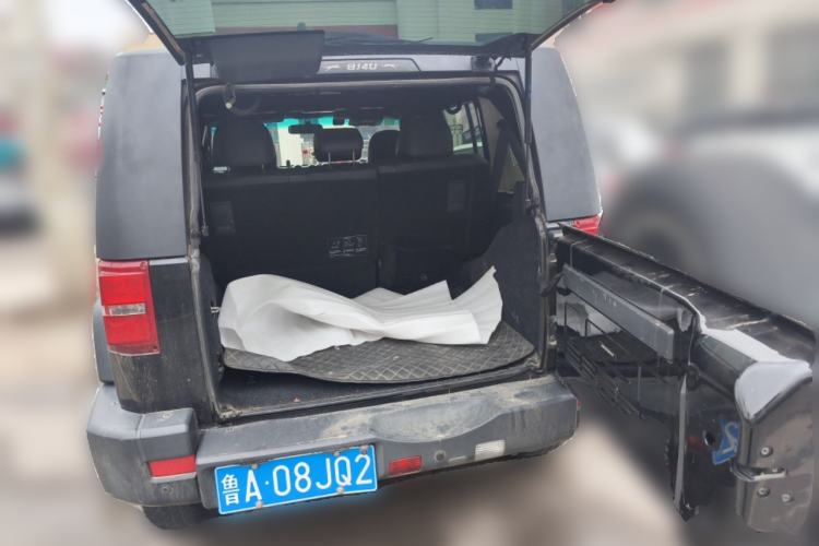 Used BAIC Off-Road BJ40 2016 40L 2.3T Automatic All-Wheel Drive Premium Edition Trunk