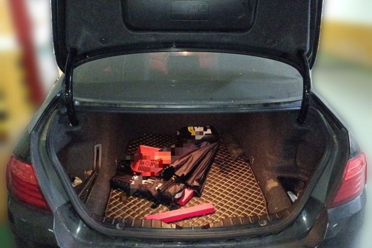 Used BMW 5 Series 2014 525Li Leading Model Trunk