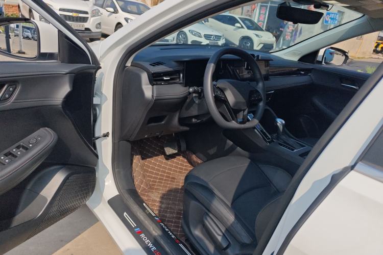 Used Roewe i5 2026 Model 1.5L CVT Luxury Version
