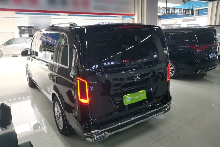 Used Mercedes-Benz Vito 2021 2.0T Elite Version 7 Seats Rear Left 45 Deg