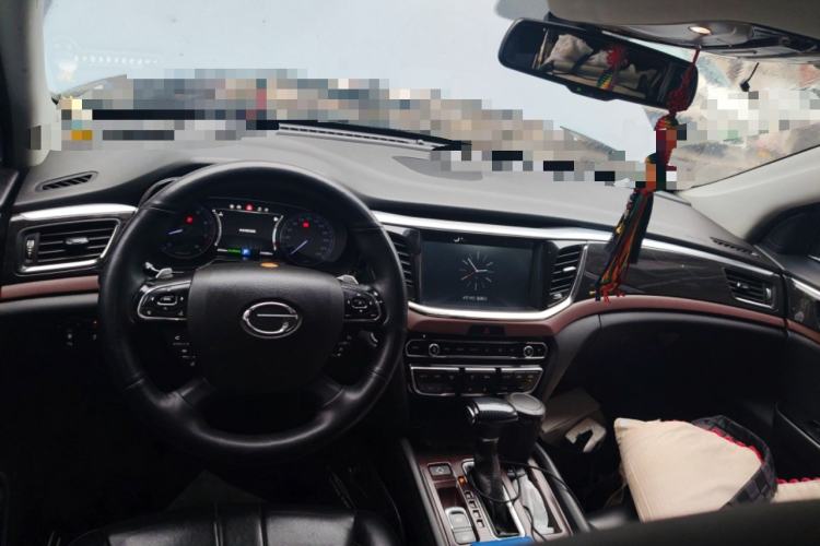 Used GAC Trumpchi GS8 2017 320T Four-Wheel Drive Luxury Smart Connectivity Version (7 Seats)
