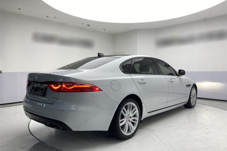 Used Jaguar XFL 2020 XFL 2.0T P200 Two-Wheel-Drive Rally Flag Edition Exterior 5