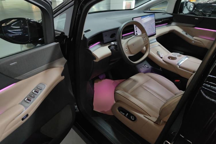 Used XPeng X9 2025 740 Ultra-Long Range Max