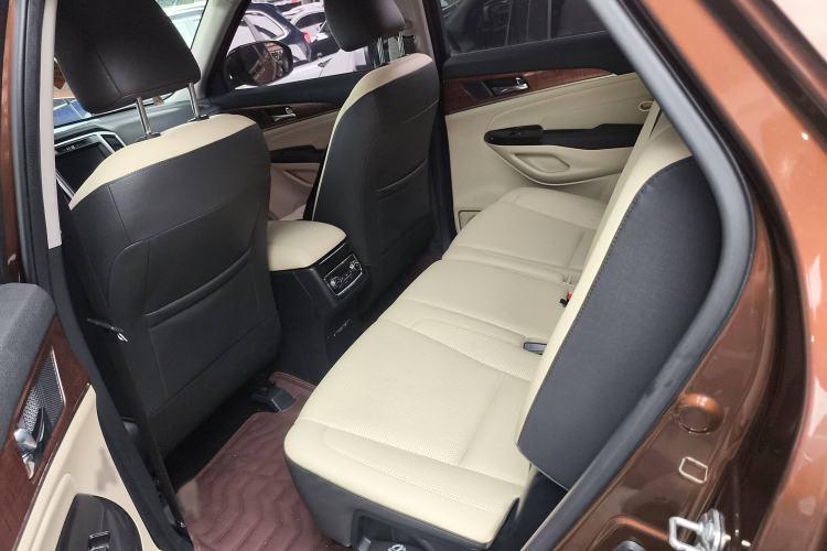 Used CHANGAN CS95 2017 2.0T Two-Wheel Drive Zhiyuan Edition