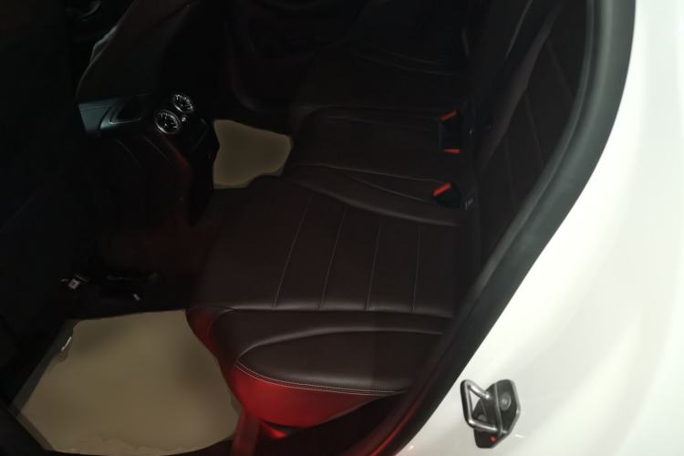 Used Mercedes-Benz GLC 2020 GLC 260 L 4MATIC Dynamic Model