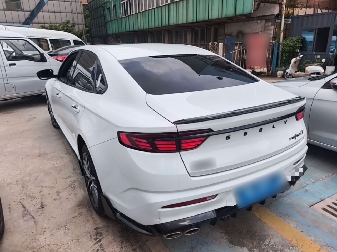 Geely Auto Preface 2024 2.0TD Xiaohan Edition — снимка 4