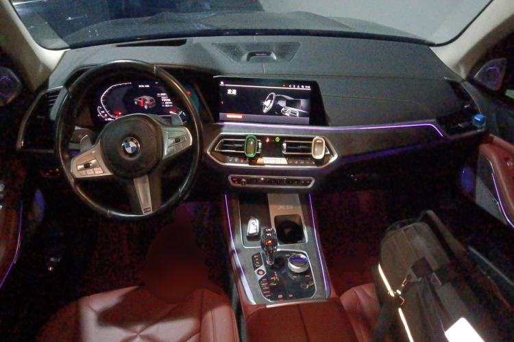 Used BMW X5 2022 Restyled xDrive 30Li Luxury Version M Sport Package Center Console