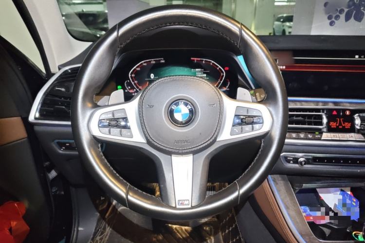 Used BMW X5 2022 xDrive30i M Sport Package Steering Wheel