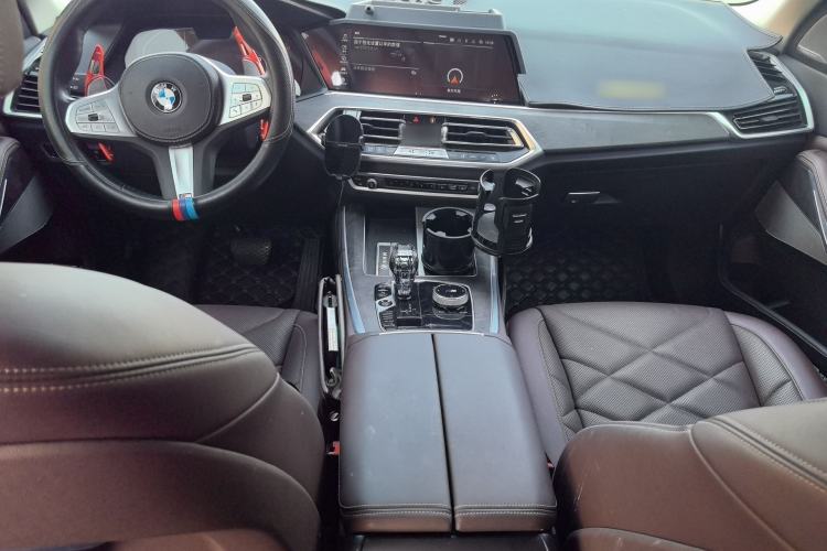 Used BMW X5 2022 xDrive 30Li Luxury M Sport Package