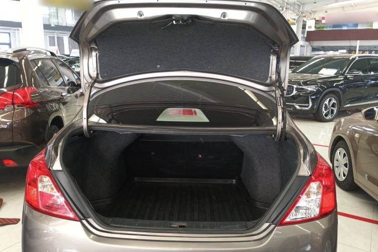 Used Nissan Sunny 2014 1.5XE Manual Comfort Edition