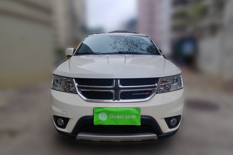 Used Dodge Journey 2013 2.4L Two-Wheel Drive Luxury Version