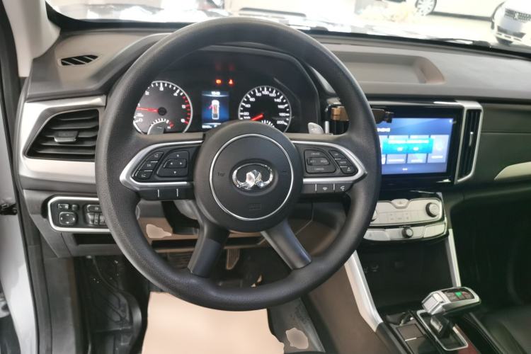 Used Great Wall Poer 2021 2.0T Commercial Version Automatic Diesel Two-Wheel Drive Elite Trim with Long Bed – GW4D20M Steering Wheel