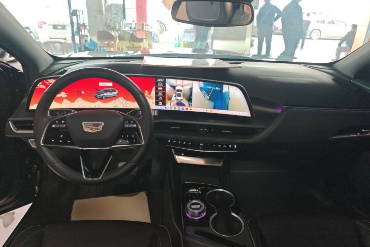 Used Cadillac GT4 2023 25T Prestige Version