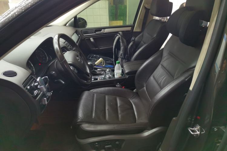 Used Volkswagen Touareg 2017 3.0 TSI Touareg Model Left Front Seat