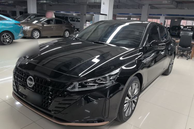 Used Nissan Teana 2024 2.0L SV Black Gold Edition