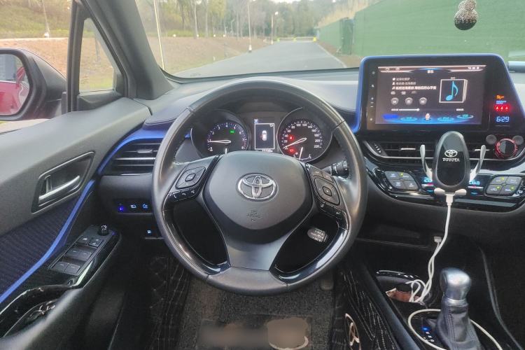 Used Toyota C-HR 2020 2.0L Luxury Edition
