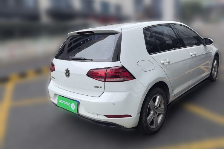 Used Volkswagen Golf 2018 1.6L Manual Fashion Edition