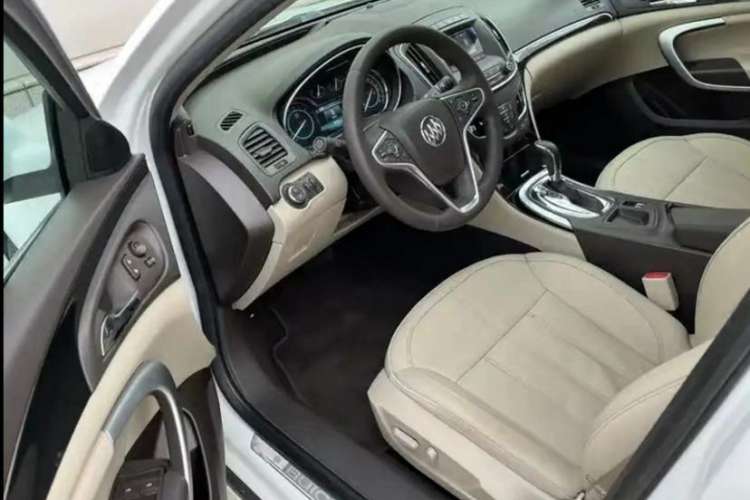 Used Buick Regal 2015 1.6T Fashion Tech Model
