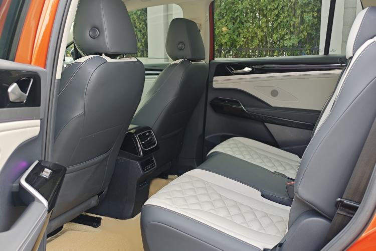 Used Volkswagen ID.6 CROZZ 2021 First Edition
