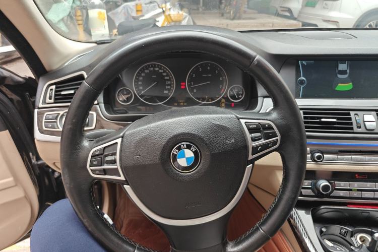Used BMW 5 Series 2011 523Li Luxury Model Steering Wheel