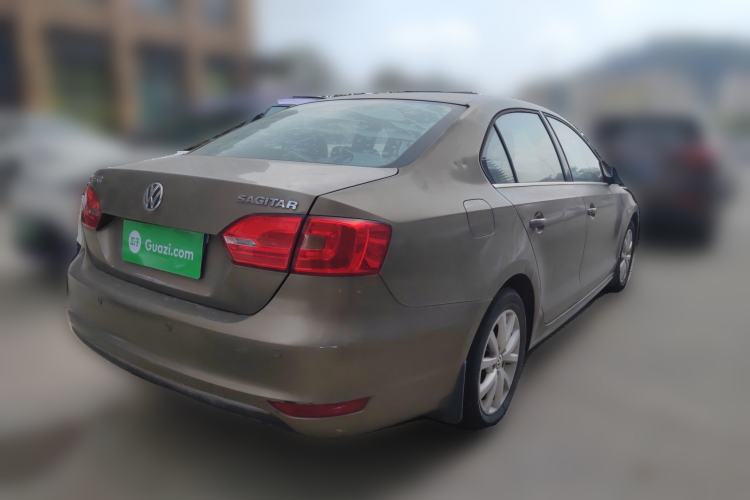 Used Volkswagen Sagitar 2012 1.6L Manual Comfort Model