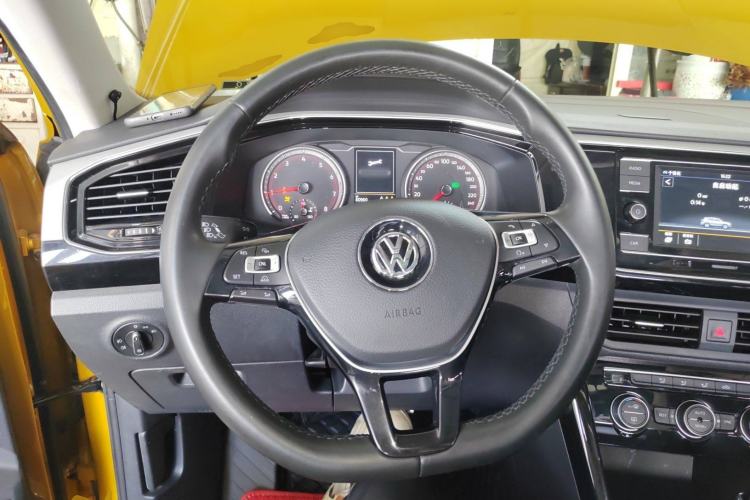 Used Volkswagen Tayron 2019 330TSI Two-Wheel-Drive Luxury Version China V Emission Standard