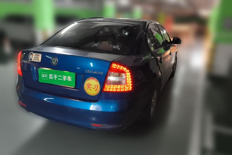 Used Skoda Octavia 2013 1.6L Automatic Yijie Edition Rear Right 45 Deg