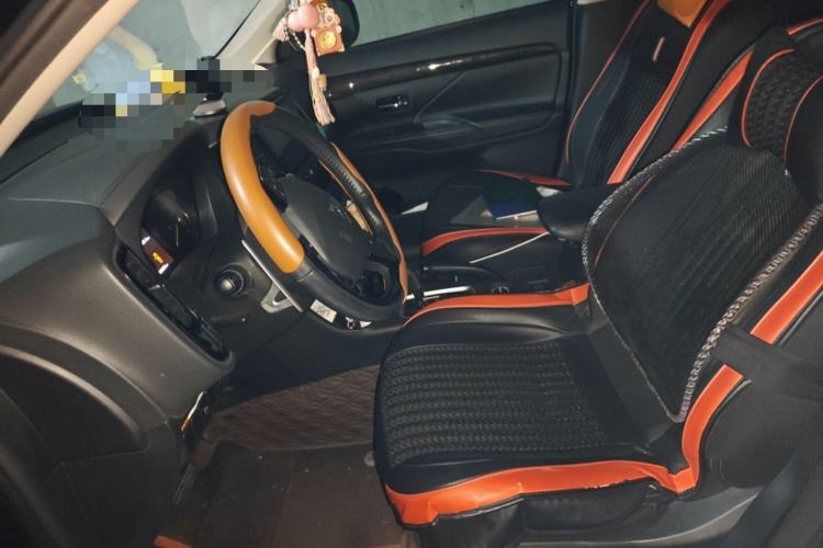 Used Mitsubishi Outlander 2016 2.4L 4x4 Elite Edition 5 Seats
