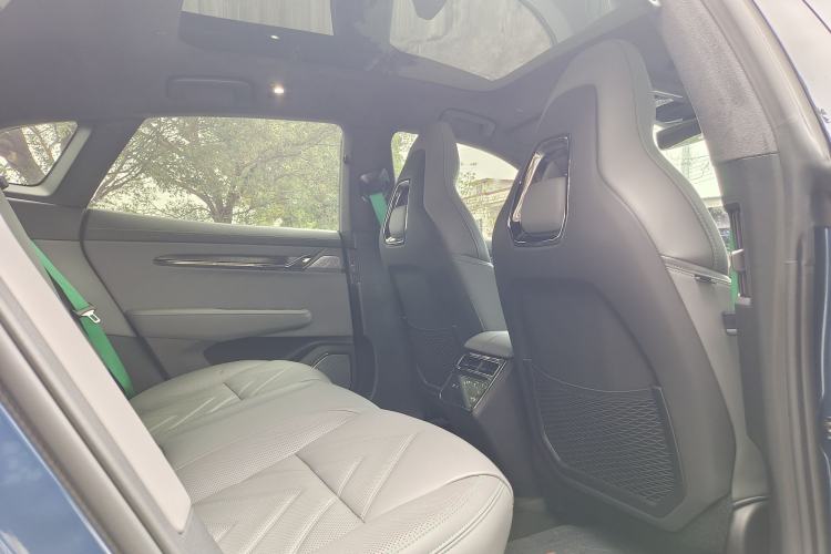 Used Zeekr 001 2023 WE Edition 100 kWh
