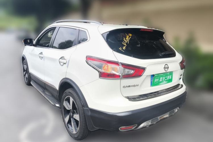 Used Nissan Qashqai 2016 2.0L CVT Luxury Edition
