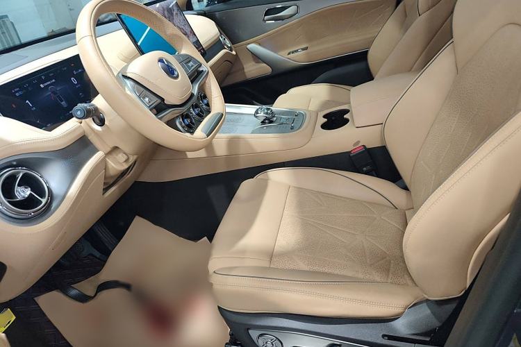 Used Denza N8 2023 Four-Wheel Drive Ultra-Hybrid Flagship Six-Seater Version