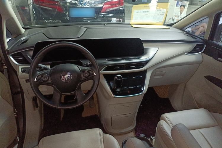 Used Buick GL8 2022 ES Landtrek 653T Comfort Edition