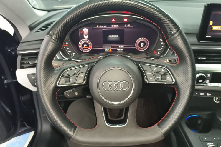Used Audi A5 2019 Sportback 45 TFSI Sport Edition Steering Wheel