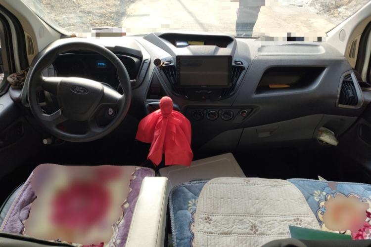 Used Ford Transit 2019 2.0T Diesel Multi-Purpose Commercial Vehicle Short Wheelbase Low Roof 6-Seater China VI Standard