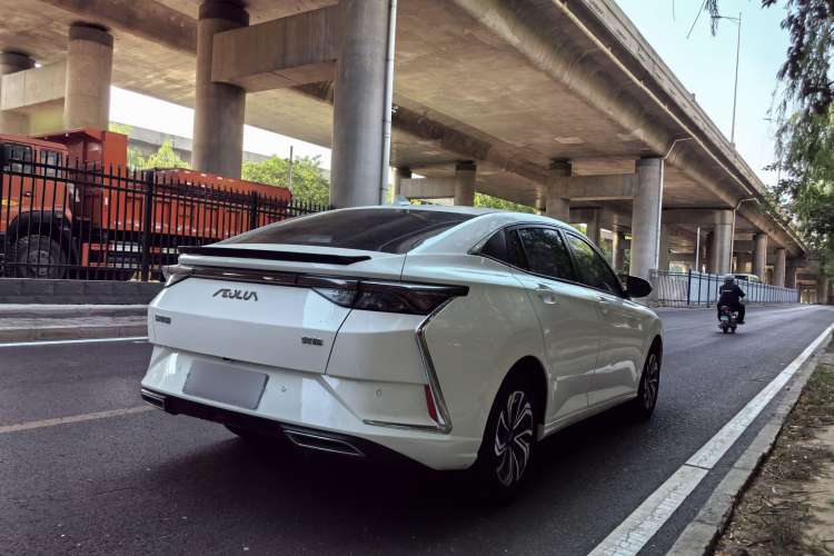 Used Dongfeng Aeolus Yixuan 2021 230T Automatic Glory Edition