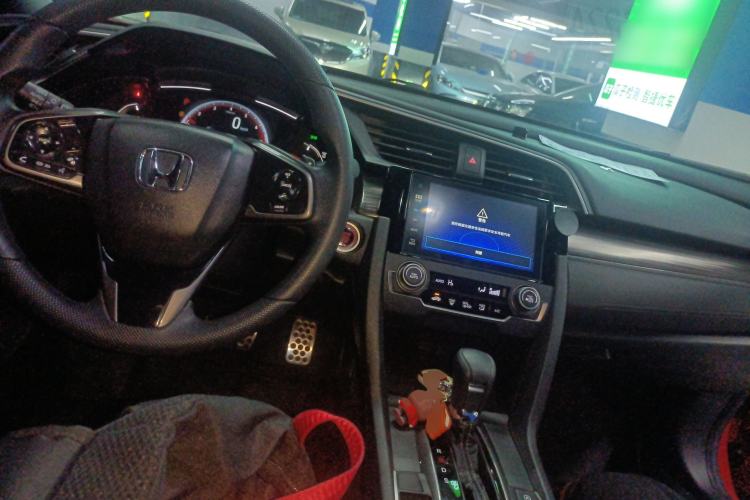 Used Honda Civic 2021 HATCHBACK 220TURBO CVT Trendy Cool Edition
