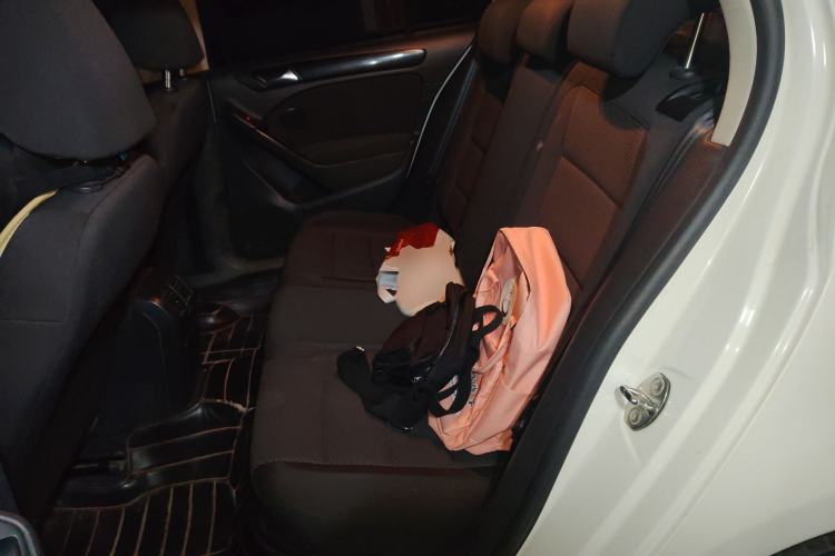 Used Volkswagen Golf 2012 1.6L Automatic Comfort Model
