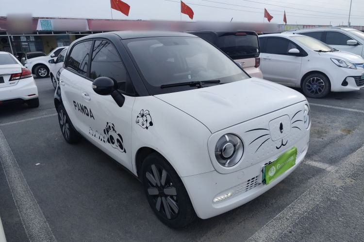 Used ORA Black Cat 2021 351 km Standard Version Front Right 45 Deg