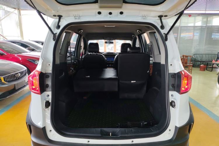 Used FAW Yingzhi G5 2016 1.5L CVT Luxury Navigation Edition