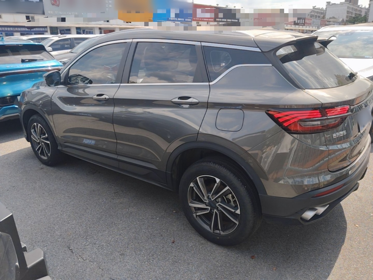 Geely Auto Coolray 2023 1.5T DCT Platinum Edition — снимка 4