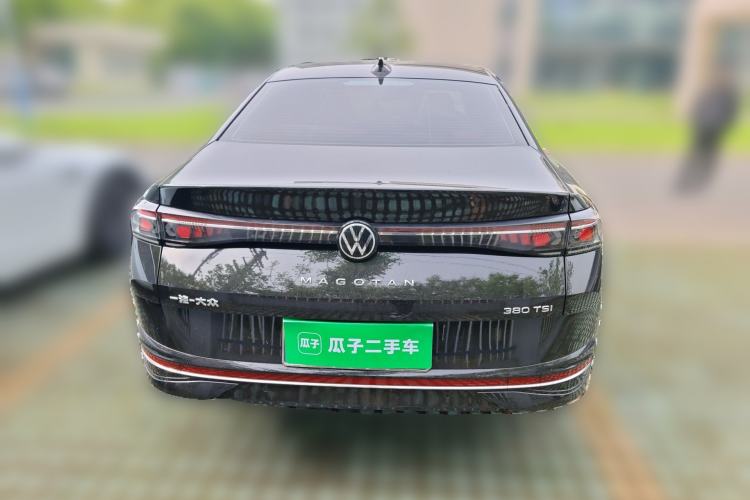 Used Volkswagen Magotan 2024 380TSI DSG Prestige Edition DaMai Package
