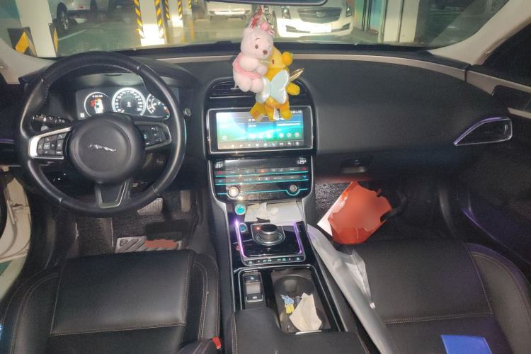 Used Jaguar XEL 2019 2.0T 200 PS Deluxe Edition
