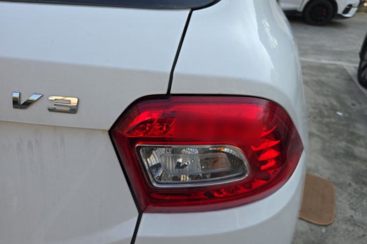 Used Brilliance V3 2016 1.5T Automatic Flagship Model