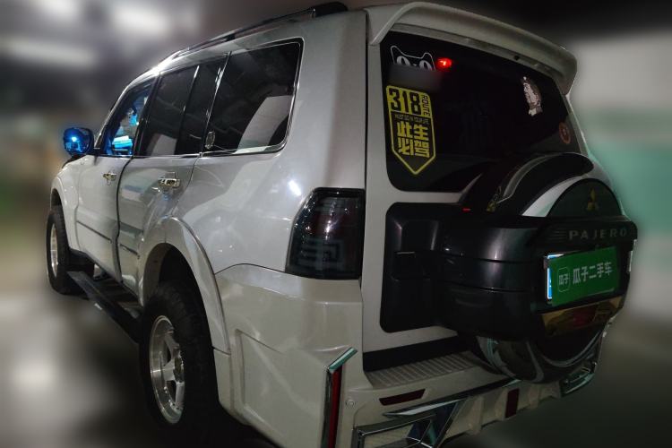 Used Mitsubishi Pajero 2018 3.0L Automatic Comfort Edition Exterior 2