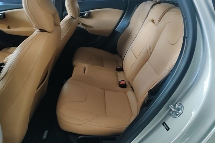 Used Volvo V40 2018 T3 Zhiya Edition
