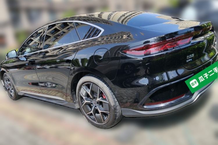 Used BYD Han 2023 DM-i Champion Edition 200KM Flagship Model