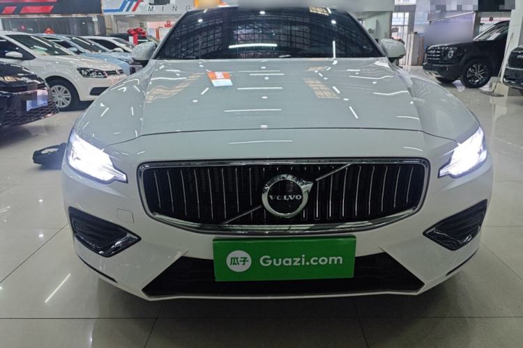 Used Volvo S60 2025 B4 Zhiyi Luxury Edition Front