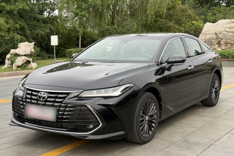 Used Toyota Avalon 2023 2.0L XLE Deluxe Edition
